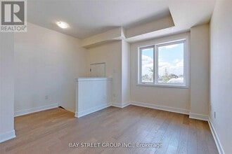 109 Frederick Tisdale Dr in Toronto, ON - Building Photo - Building Photo