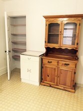 325 Eicher Ave, Unit 2 in Greensburg, PA - Foto de edificio - Building Photo