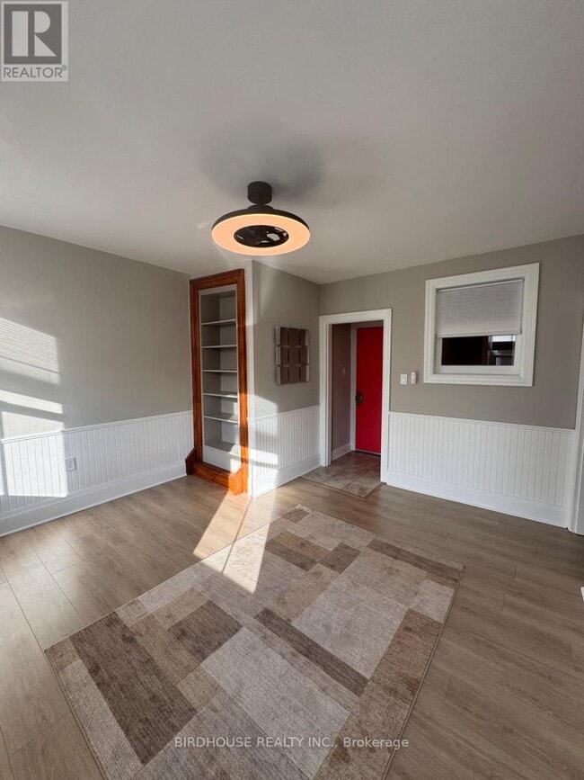 property at 134 Kent St W