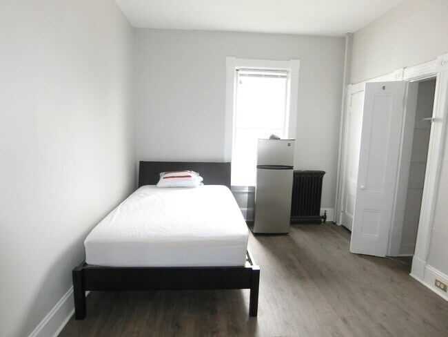 44 South St-Unit -#3 in Westborough, MA - Building Photo - Building Photo