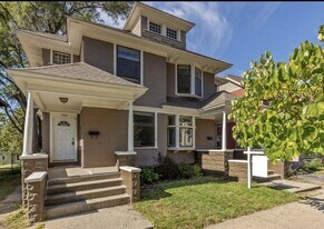 709 Lafayette Ave SE, Unit 709 in Grand Rapids, MI - Building Photo