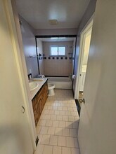 7587 Lathers St in Westland, MI - Foto de edificio - Building Photo