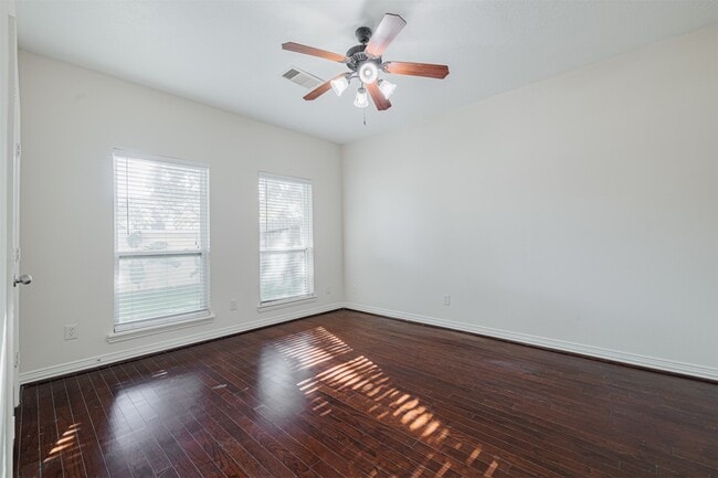 7155 Windwater Lagoon Dr