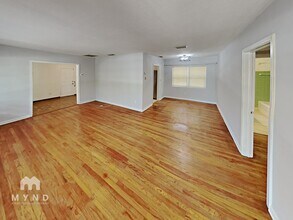 809 Woodside Ave in Clearwater, FL - Building Photo - Building Photo