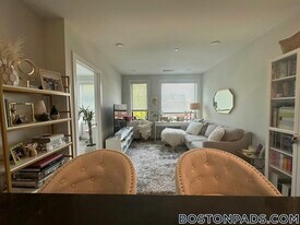 152 Liverpool St in Boston, MA - Building Photo