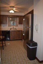 18 Wallace Rd in Pittsburgh, PA - Building Photo - Building Photo