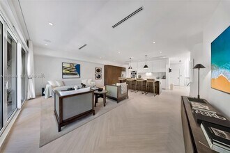 3510 Segovia St in Coral Gables, FL - Building Photo - Building Photo
