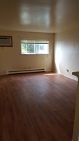 1608 N Main St Apartments