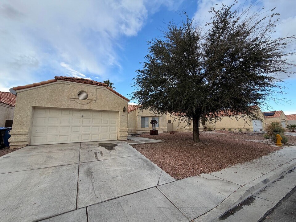 4616 Imperial Beach Ave in North Las Vegas, NV - Building Photo