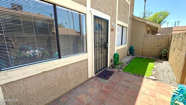 1229 N 84th Pl in Scottsdale, AZ - Building Photo - Building Photo