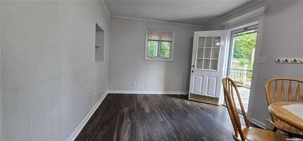 21 Simon Ave in Centereach, NY - Building Photo - Building Photo