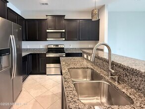 7024 Butterfly Ct in Jacksonville, FL - Building Photo - Building Photo