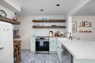 94 Cochrane Ave in Hastings On Hudson, NY - Building Photo - Building Photo