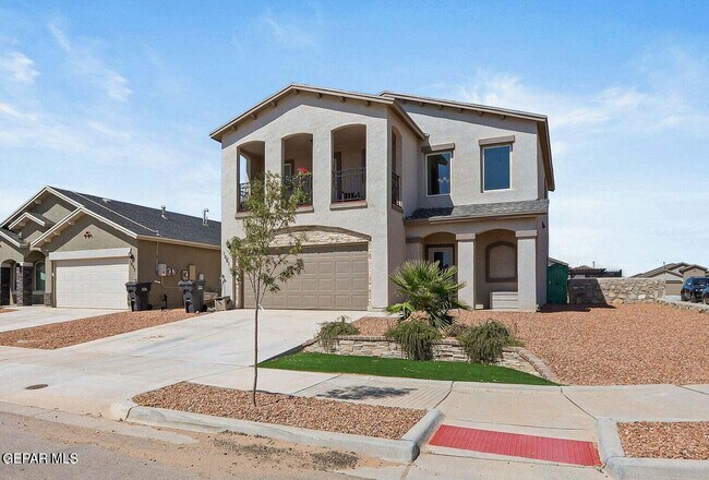 1061 Summer Rain St in Horizon City, TX - Building Photo - Building Photo