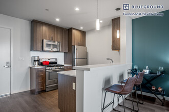 375 N La Cienega Blvd in West Hollywood, CA - Building Photo - Building Photo