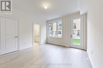 40 Tennant Cir in Vaughan, ON - Building Photo - Building Photo