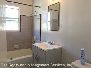 516 E Lomita Ave in Glendale, CA - Building Photo - Building Photo