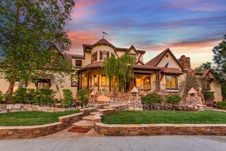 32140 Windrush Rd in Agua Dulce, CA - Building Photo - Building Photo