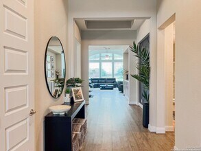 24914 Resort Pkwy in San Antonio, TX - Building Photo - Building Photo