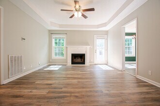 2833 Teakwood Dr in Clarksville, TN - Building Photo - Building Photo