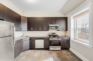 Greene Manor Apartments in Philadelphia, PA - Building Photo