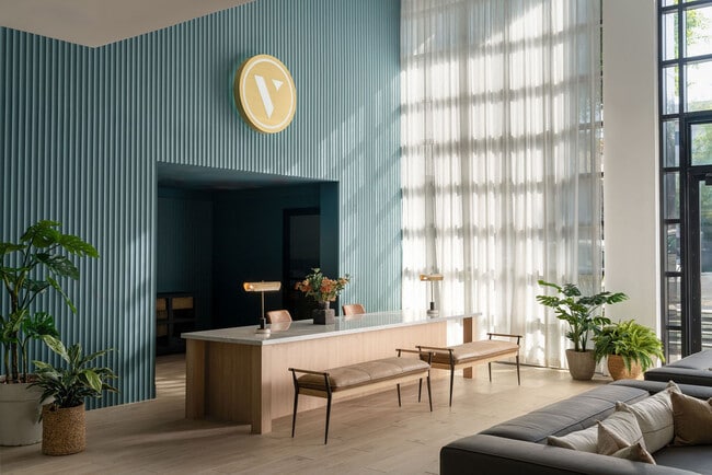 Veda Luxury Apartments in Sherman Oaks, CA - Building Photo - Building Photo