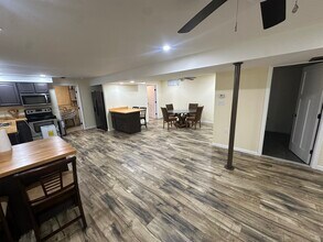 7351 Waldman Ave in Sparrows Point, MD - Building Photo - Building Photo