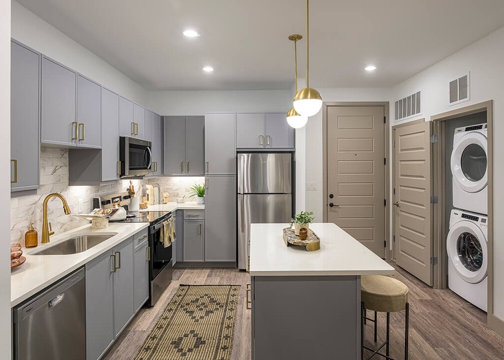 Wayfern Apartments in Sandy Springs, GA - Foto de edificio