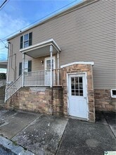 832 Walnut St in Easton, PA - Building Photo - Building Photo