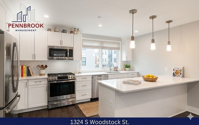 1324 S Woodstock St in Philadelphia, PA - Building Photo - Building Photo