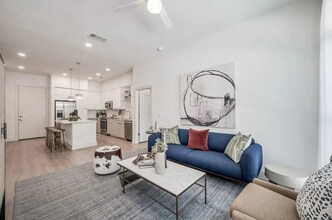 8194 Knight Rd in Houston, TX - Building Photo - Building Photo