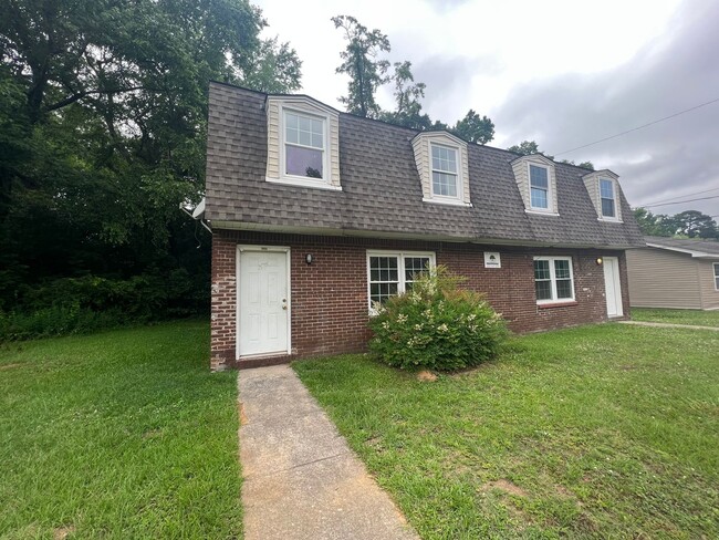 440 30th Pl, Unit 440A in Tuscaloosa, AL - Building Photo - Building Photo