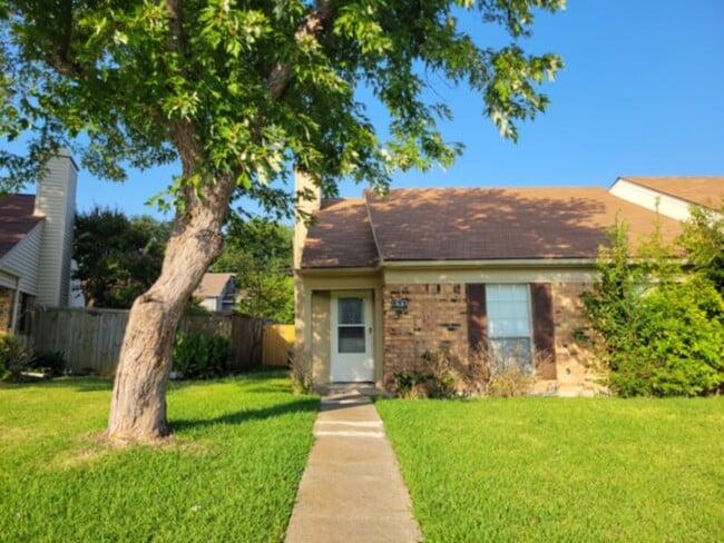 property at 833 Colchester Dr
