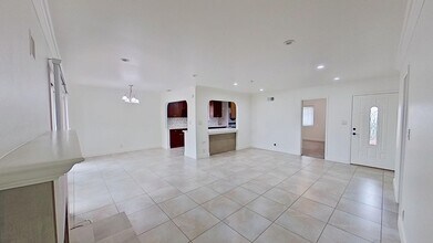8362 San Marino Dr in Buena Park, CA - Building Photo - Building Photo