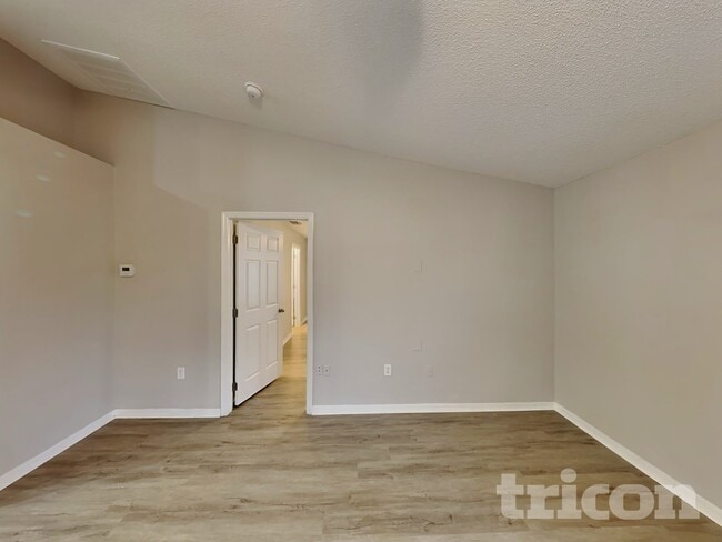 102 Milton Pl in Kissimmee, FL - Building Photo - Building Photo