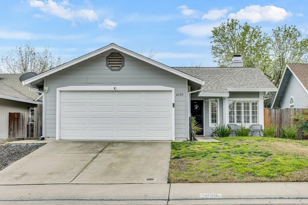 4120 Cedar Meadow Dr in Sacramento, CA - Building Photo
