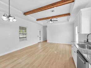 21504 Ruth Dr in New Caney, TX - Building Photo - Building Photo