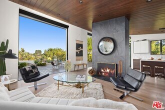 2652 Byron Pl in Los Angeles, CA - Building Photo - Building Photo