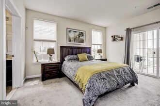 5342 Palomino Ct in Cherry Hill Township, NJ - Building Photo - Building Photo