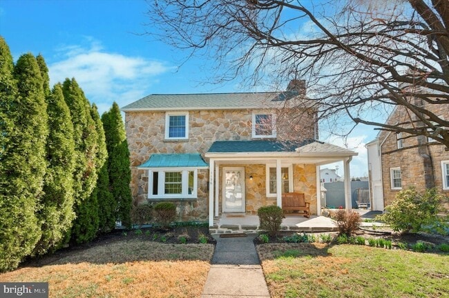 property at 1156 Garfield Ave