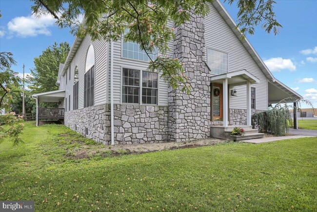 property at 2209 Shartlesville Rd