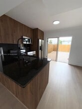 8255 NW 6th Terrace in Miami, FL - Building Photo - Building Photo