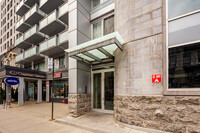 Les Condos Crescent in Montréal, QC - Building Photo - Building Photo