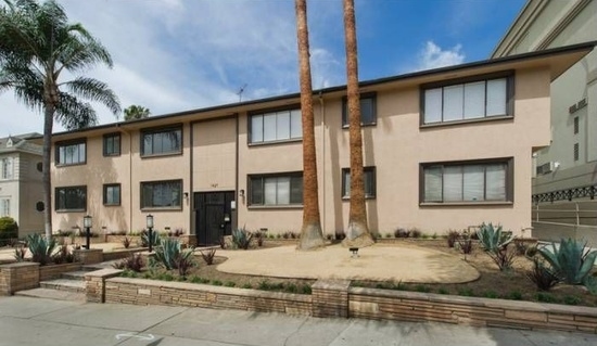 Laurel Apartments in West Hollywood, CA - Building Photo