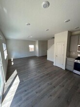 2037 Halite Dr in Sparks, NV - Foto de edificio - Building Photo