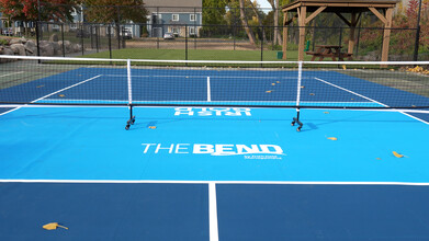 The Bend Apartments in South Bend, IN - Foto de edificio - Building Photo