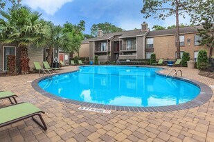 Estates at Westchase