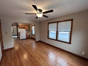 2755 Union St in Madison, WI - Building Photo - Building Photo