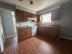 3 Glynn St, Unit 1B in Albany, NY - Building Photo - Building Photo