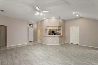 12 E St in Mission, TX - Building Photo - Building Photo